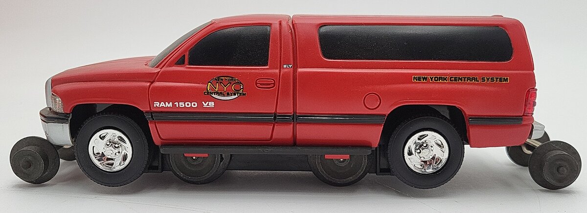 Lionel 6-18436 O Gauge New York Central Dodge Ram Track Inspection Truck EX/Box