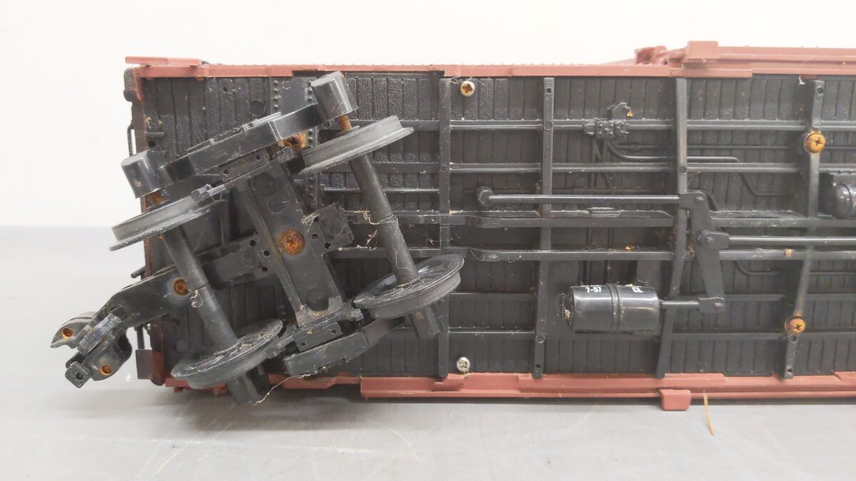 Aristo-Craft 46060-B G Scale Chicago & North Western 40' Steel Boxcar #688 VG