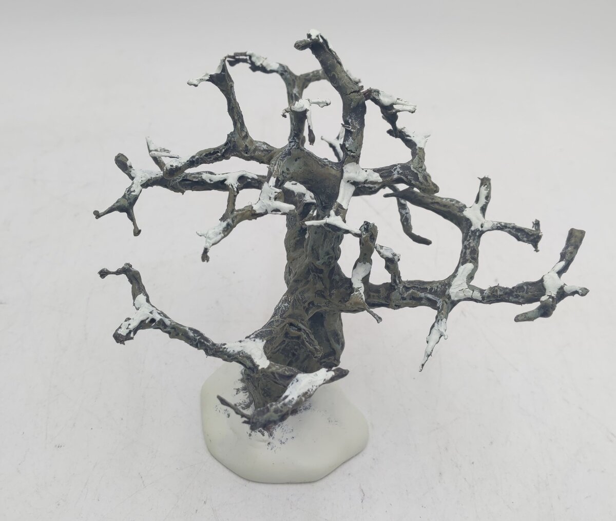 Dept 56 52748 Christmas Village Accessory Craggy Oak Tree EX/Box