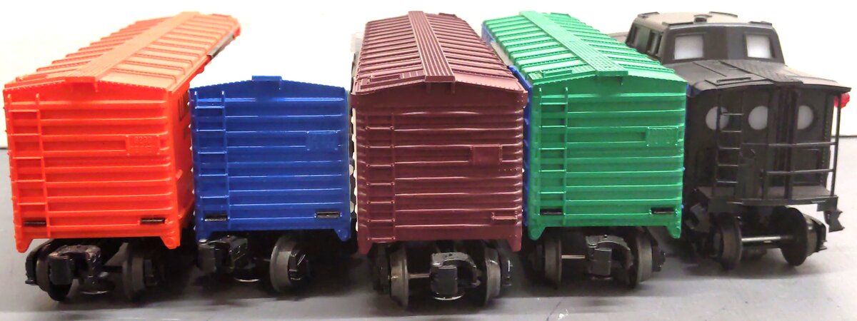 Lionel Assorted O Gauge Freight Cars: 9181, 9200, 9816, 19915, 9444 [5] VG
