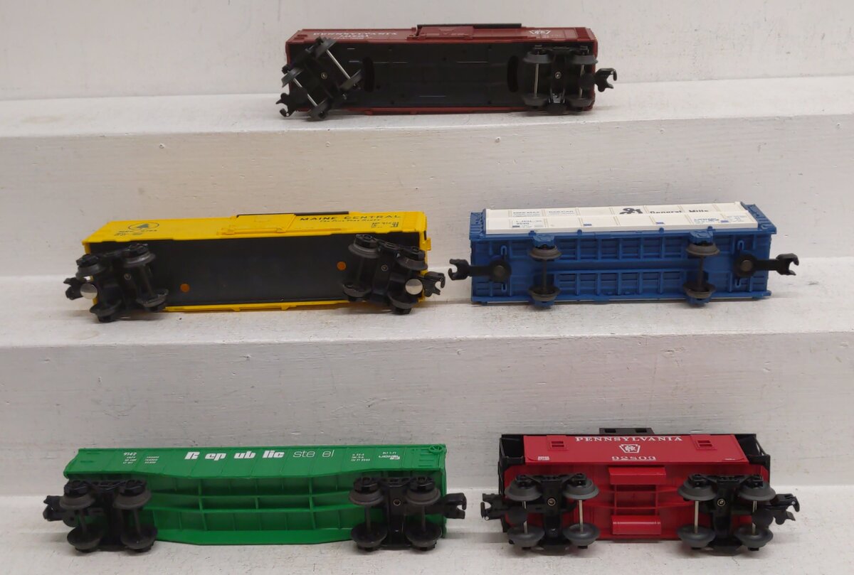 Lionel O Gauge Assorted Freight Cars #9753,9090,492418,92803,9142 [5] EX