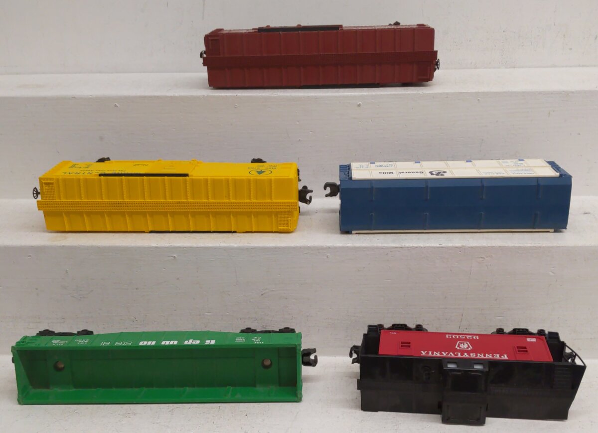 Lionel O Gauge Assorted Freight Cars #9753,9090,492418,92803,9142 [5] EX