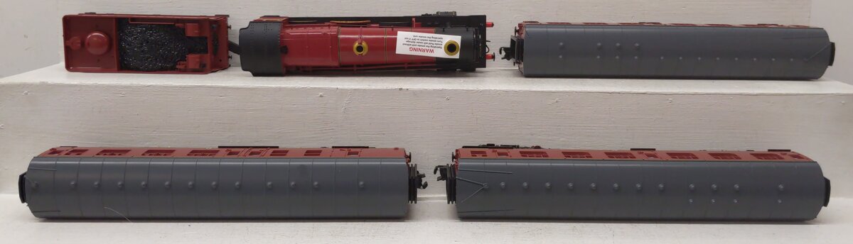 Lionel 2123140 Hogwarts Express LionChief O Gauge Train Set With Bluetooth EX/Box