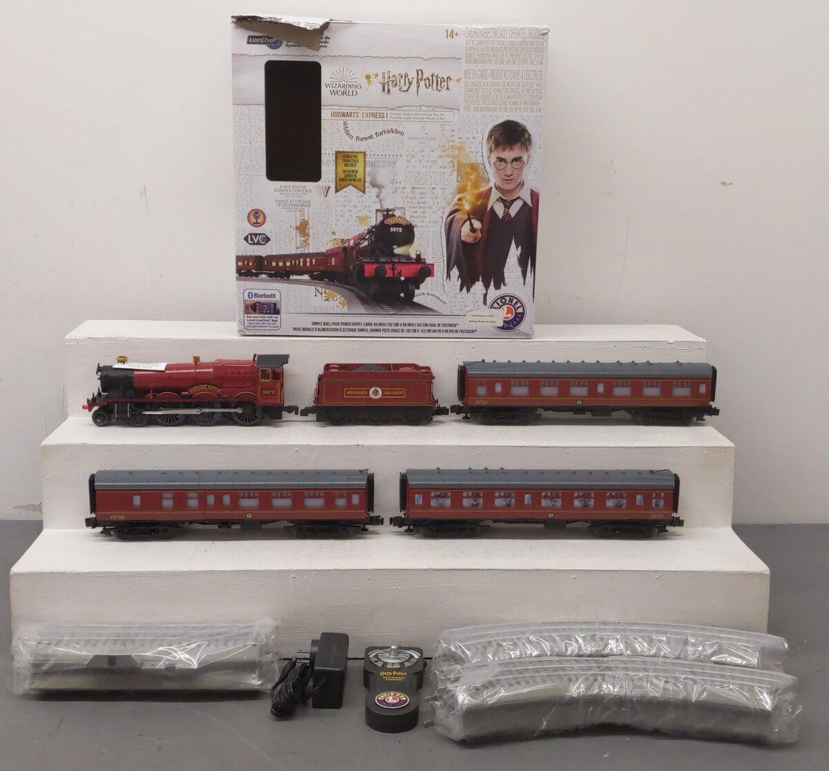 Lionel 2123140 Hogwarts Express LionChief O Gauge Train Set With Bluetooth EX/Box
