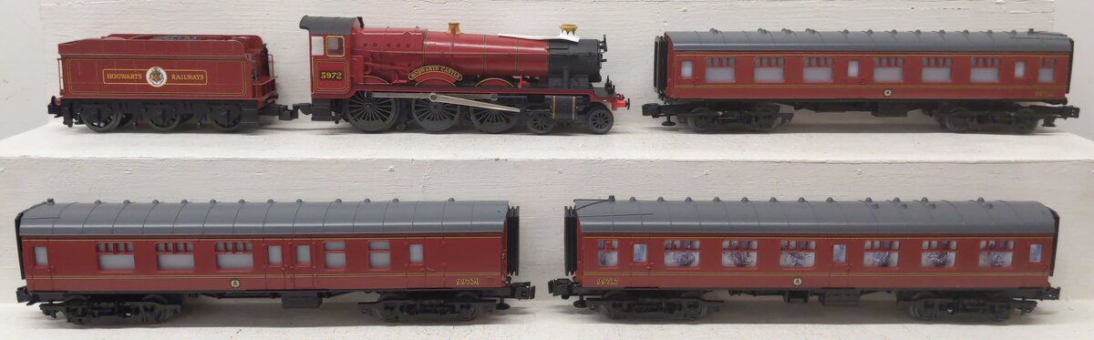 Lionel 2123140 Hogwarts Express LionChief O Gauge Train Set With Bluetooth EX/Box