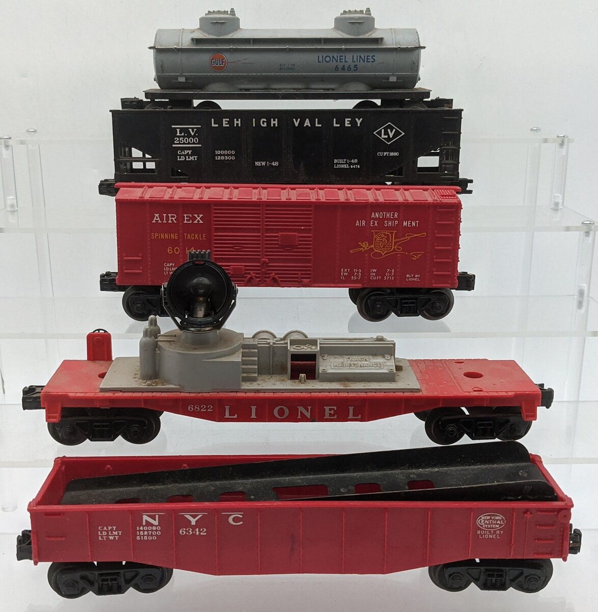 Lionel O Gauge Assorted Freight Cars: #6342, #25000, #6014, #6822, & #6465 [5]
