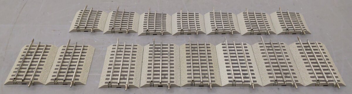 Lionel O Gauge Assorted FasTrack; 6-12025 x2, 6-12024 x6, 6-16835, 7 [15] VG