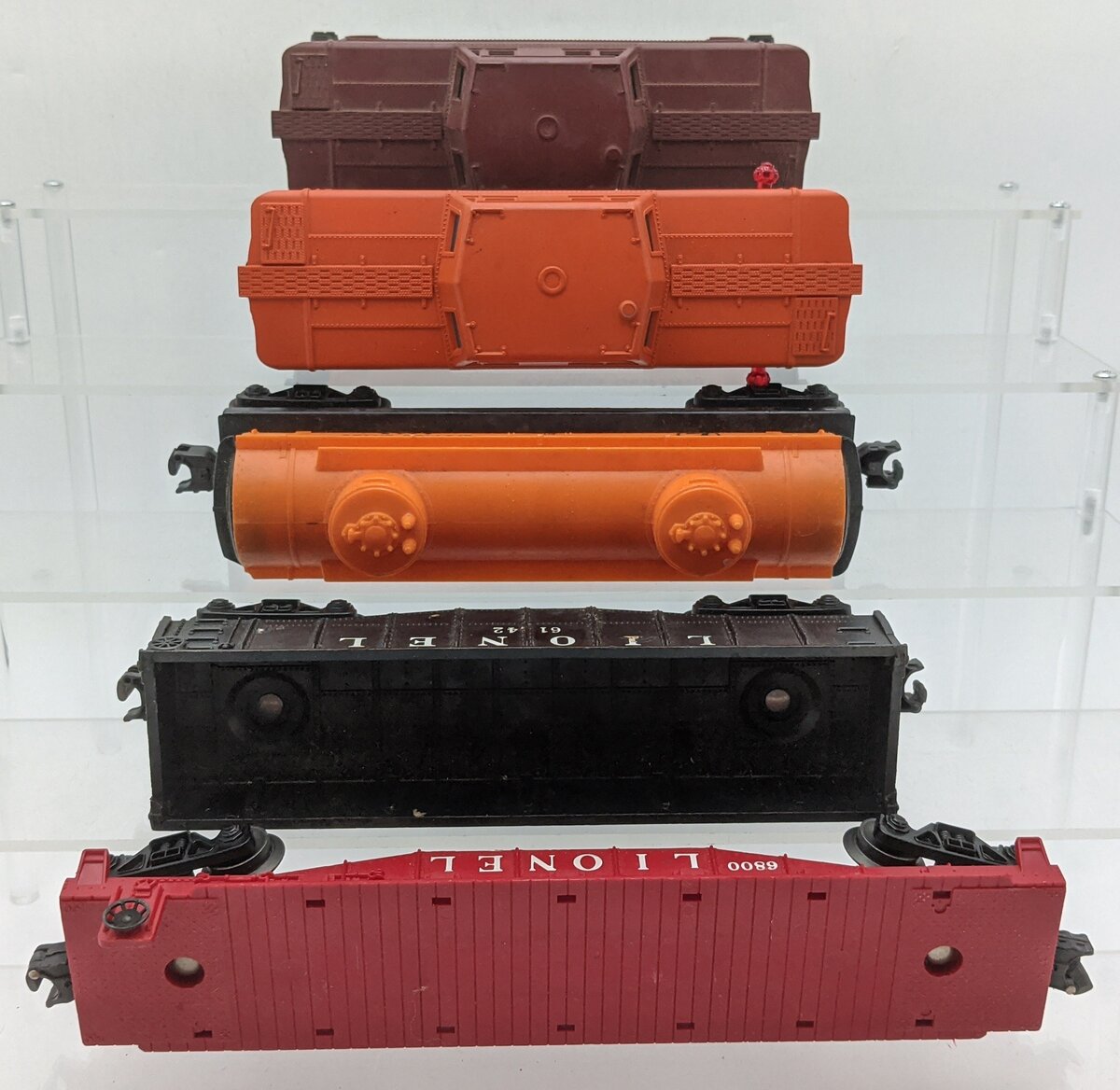 Lionel O gauge Assorted Freight Cars (5): #6437, #6800 #6465, #6142, & #9160