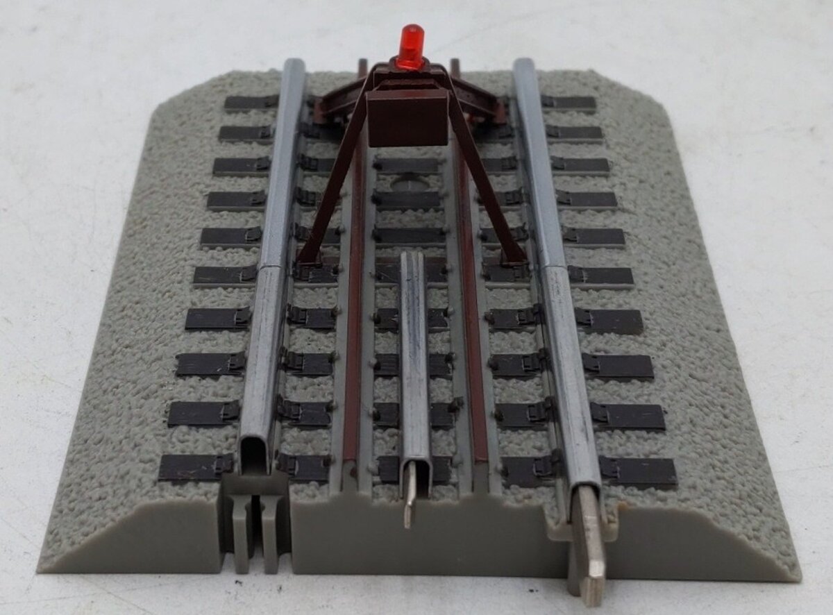 Lionel 6-12035 O Gauge FasTrack Lighted Bumper VG