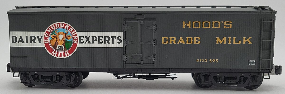 Lionel 6-17375 O Gauge Hood's Milk Refrigerator Car #505 LN