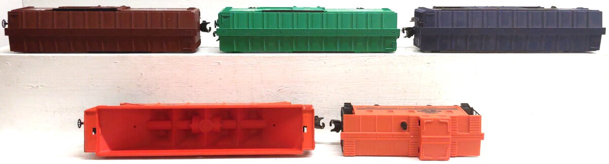 Lionel Assorted O Gauge Freight Cars: 9077, 9786, 9749, 9747, 9264 [5] EX