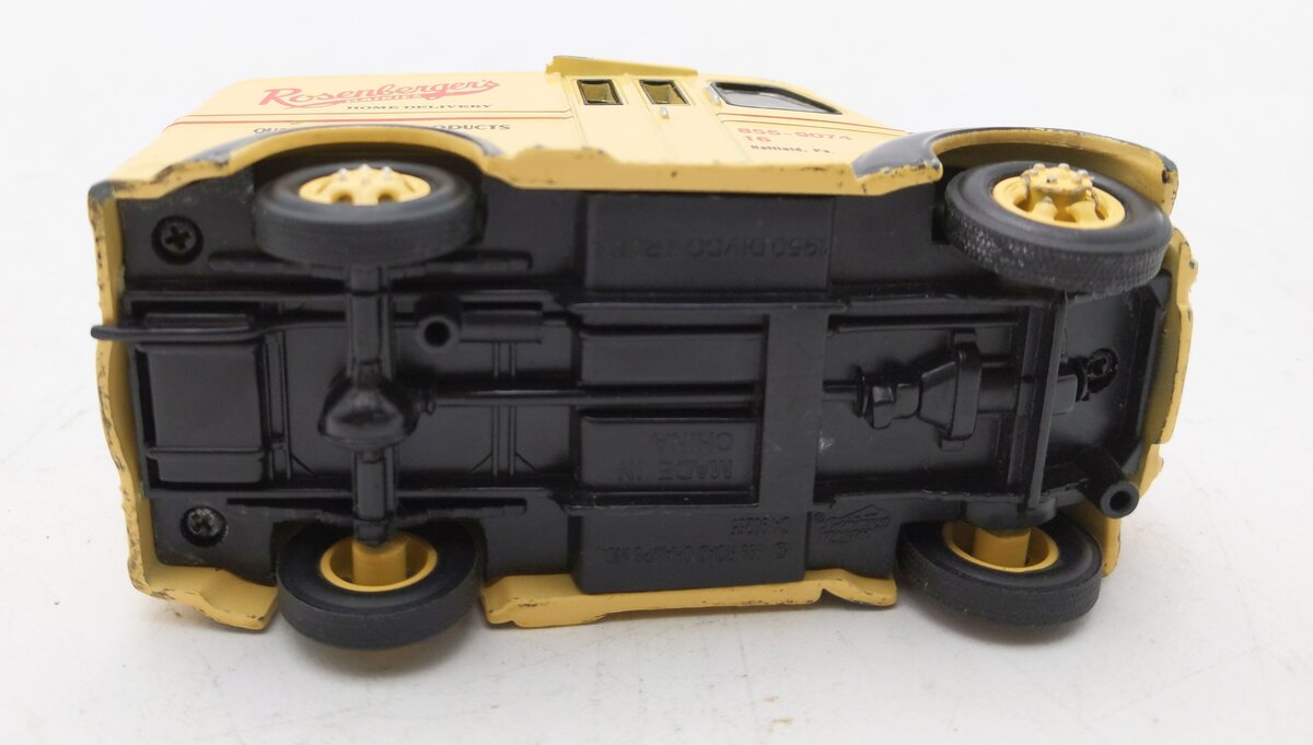 Road Champs 1950 1:43 Rosenberger's  Dairies 50's Divco Delivery Truck Die Cast EX/Box