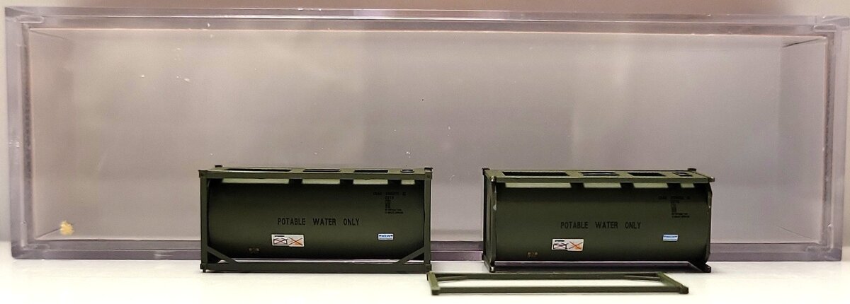 JTC Model Trains 205276 N Military Series 20'''' Std Tank Container (Pack of 2) EX/Box