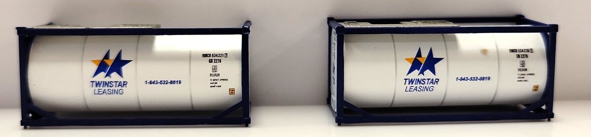 JTC Model Trains 205206 N TWINSTAR  Standard Tank Containers (Pack of 2) EX/Box