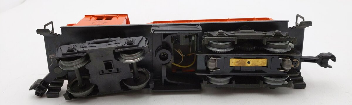 Lionel 6-8111 O Gauge DT&I NW-2 Switcher Diesel Locomotive EX