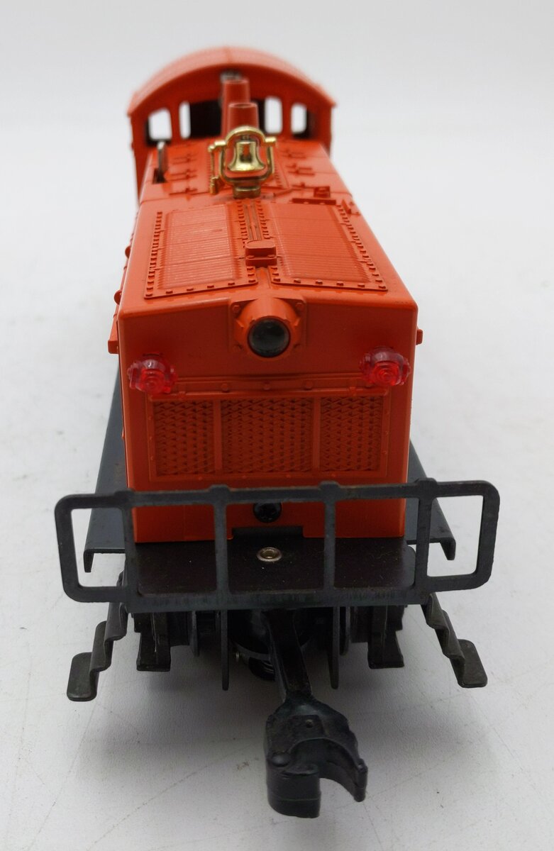 Lionel 6-8111 O Gauge DT&I NW-2 Switcher Diesel Locomotive EX
