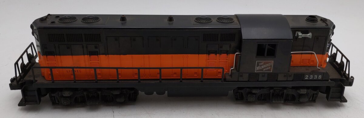 Lionel 2338 Vintage O Gauge Milwaukee Road Powered GP-7 Diesel Locomotive EX