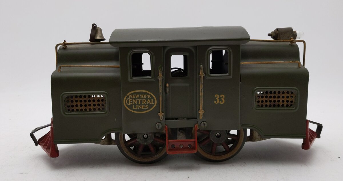 Lionel 33 Vintage Standard Gauge 0-4-0 Powered Electric Locomotive -Repainted