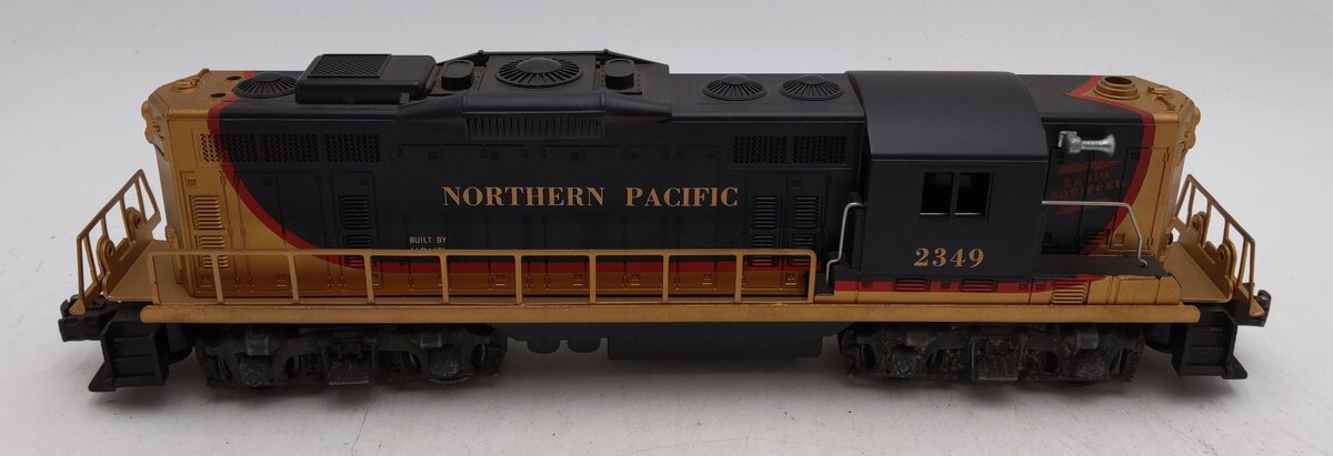 Lionel 2349 Vintage O Northern Pacific GP-9 Diesel Locomotive