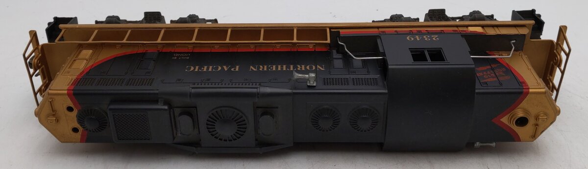 Lionel 2349 Vintage O Northern Pacific GP-9 Diesel Locomotive