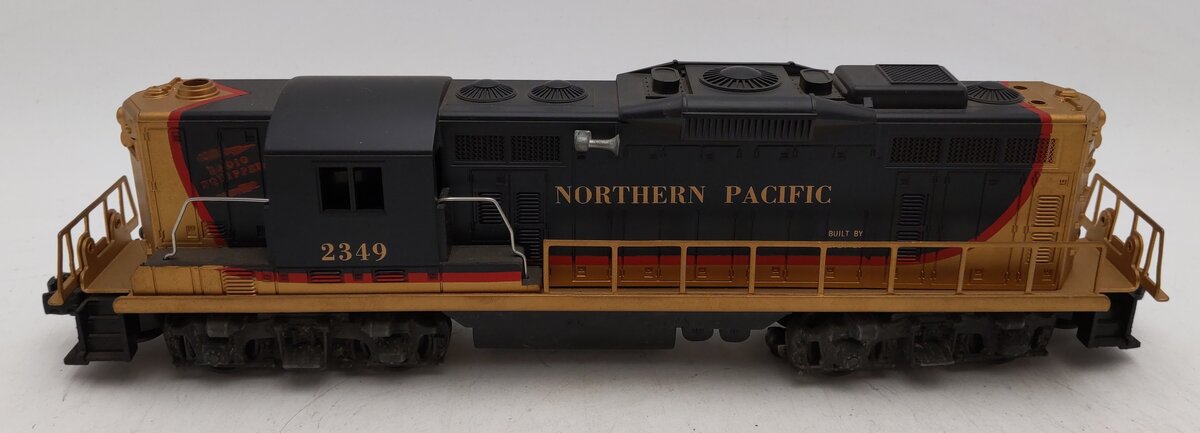 Lionel 2349 Vintage O Northern Pacific GP-9 Diesel Locomotive