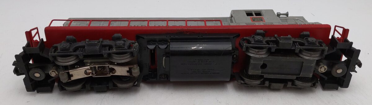 Lionel 2328 Vintage O Burlington GP-7 Powered EMD Diesel Locomotive EX