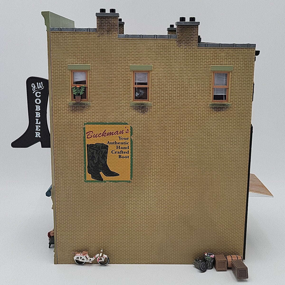 Woodland Scenics BR5843 O Scale Built-&-Ready J.W. Cobbler Building EX