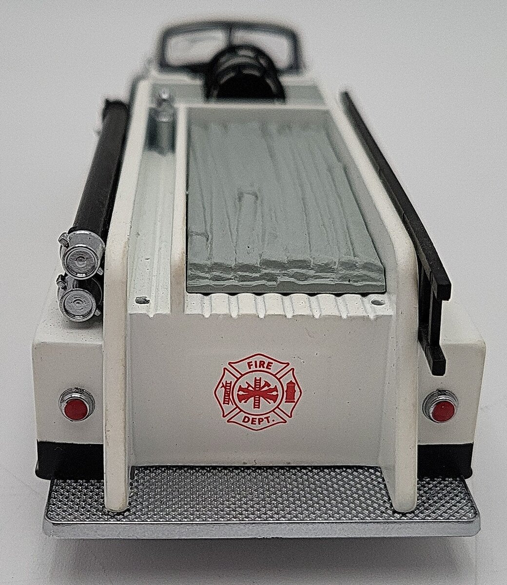 Lionel 2230080 O RTR White Fire Truck LN/Box