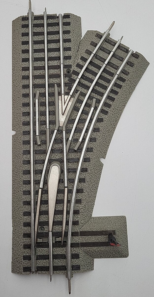 Lionel 6-81251 O Gauge O-31 Right Hand Manual FasTrack Switch Turnout EX/Box