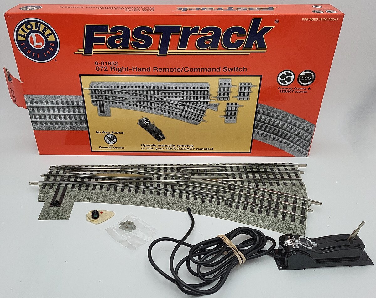Lionel 6-81952 O-72 Right Hand Fastrack Remote/Command Switch Turnout EX/Box