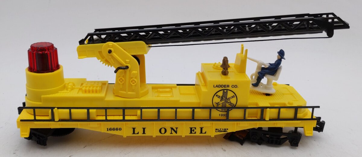 Lionel 6-16660 O Gauge Lionel Operating Fire Car With Ladders (Yellow) EX/Box