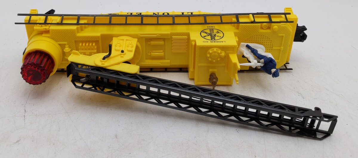 Lionel 6-16660 O Gauge Lionel Operating Fire Car With Ladders (Yellow) EX/Box