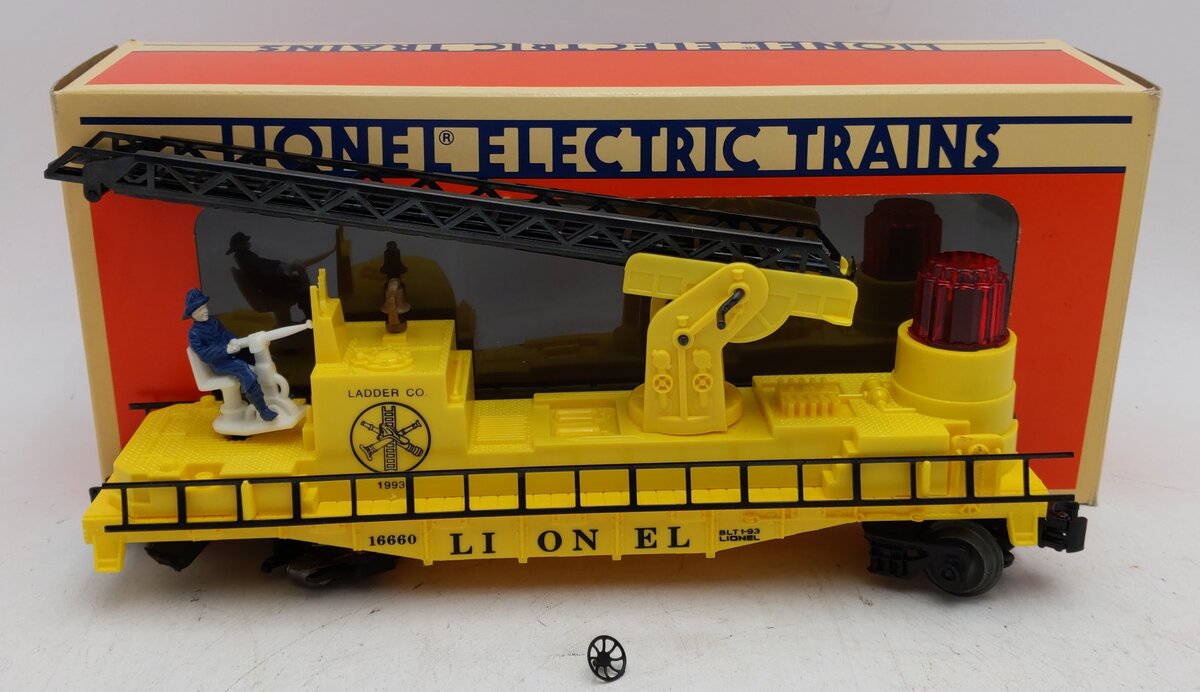 Lionel 6-16660 O Gauge Lionel Operating Fire Car With Ladders (Yellow) EX/Box