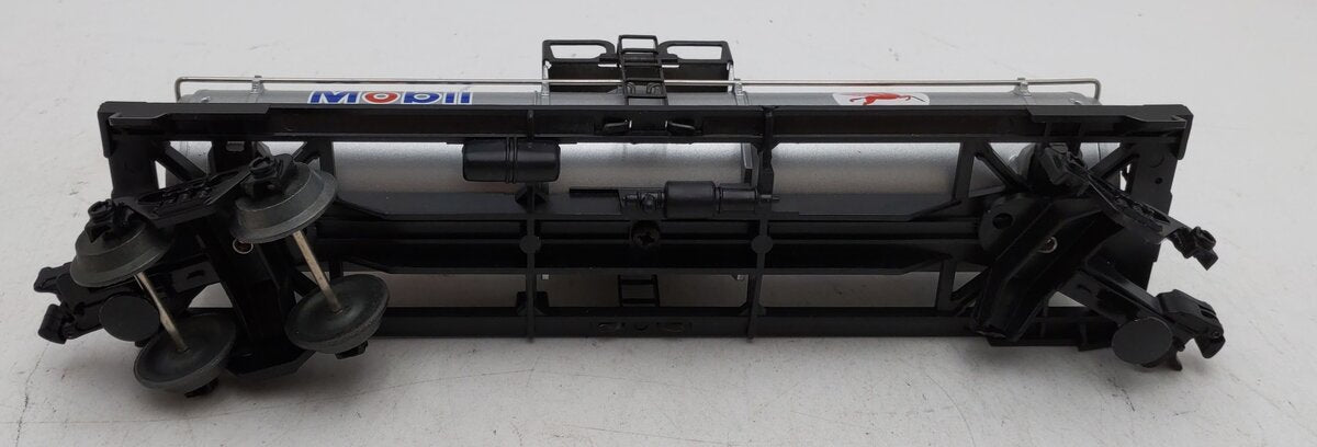 Lionel 6-16127 O Gauge Mobil Oil Corporation Single-Dome Tank Car EX/Box