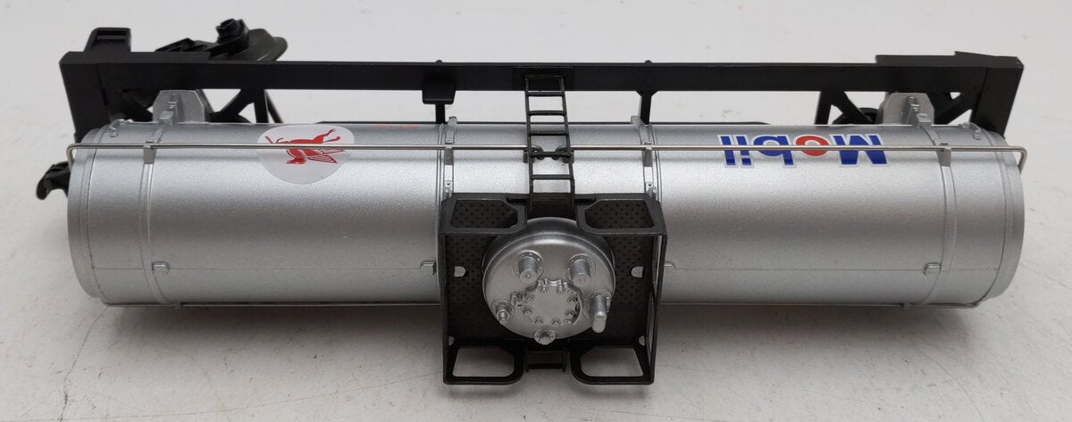 Lionel 6-16127 O Gauge Mobil Oil Corporation Single-Dome Tank Car EX/Box