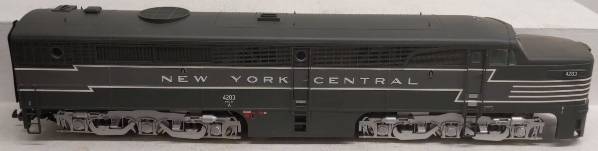 USA Trains G Scale R22402 New York Central Locomotive #4203 VG