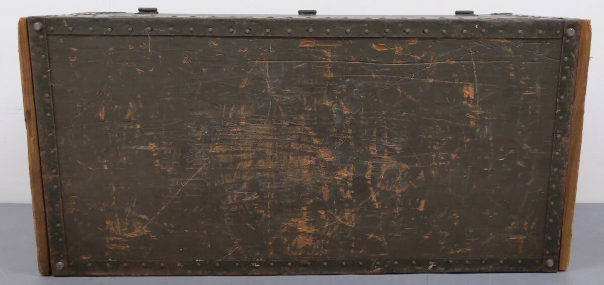 Vintage WW2 1942 US Military Shwayder Bros Inc Footlocker VG