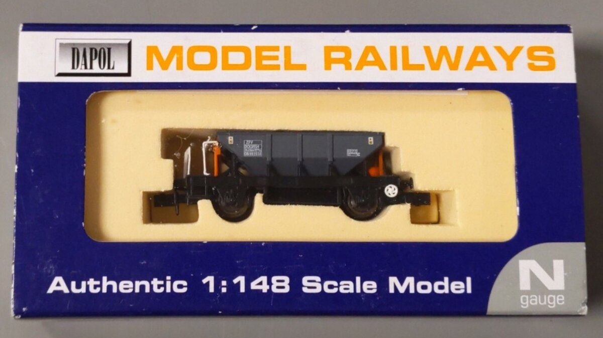 Dapol NB-029H N Scale Dogfish Grey Hopper Wagon #992938 LN/Box