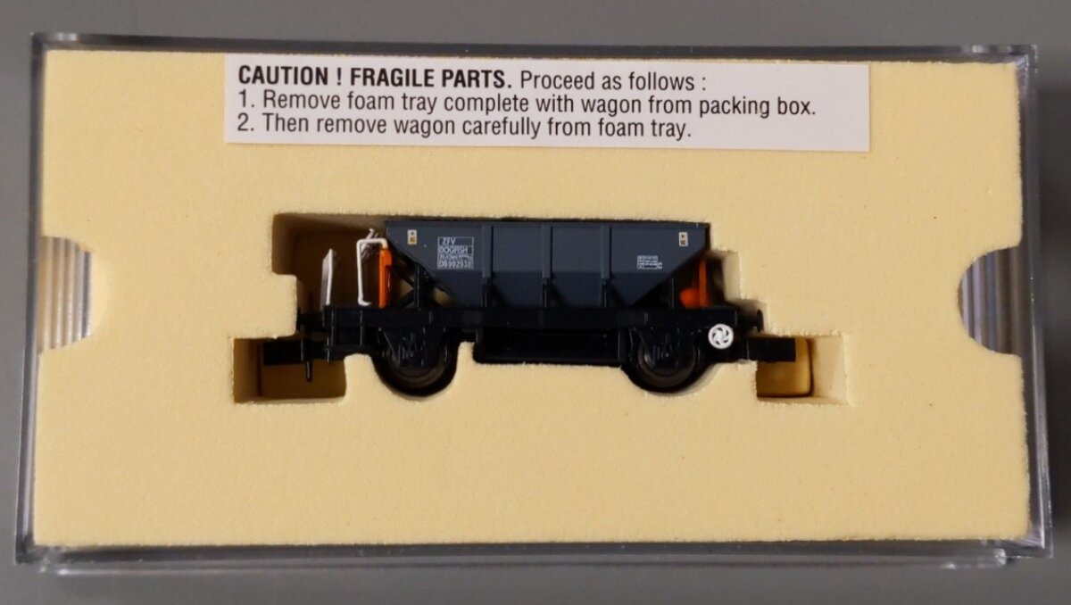 Dapol NB-029H N Scale Dogfish Grey Hopper Wagon #992938 LN/Box