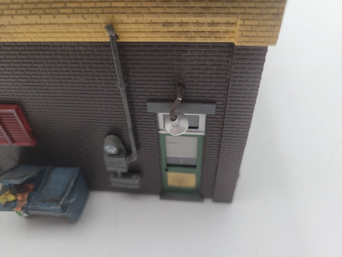 Woodland Scenics BR5851 O Scale Built-&-Ready J. Frank's Grocery Building EX/Box