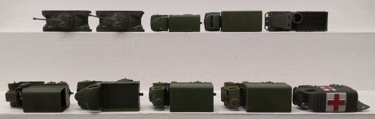 Dinky Toys 1:43 Scale Cast Metal Military Vehicles [10] EX