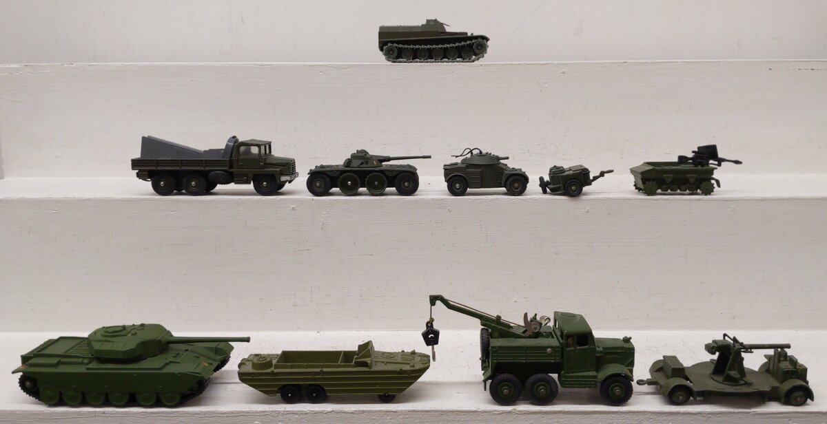 Dinky Toys & Solido Cast Military Vehicles [10] EX