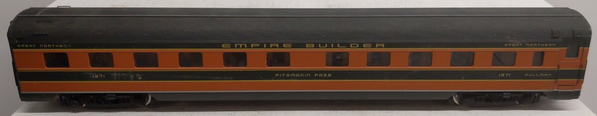 USA Trains 31062 G Great Northern "Pitamakin Pass" Coach #1371 VG
