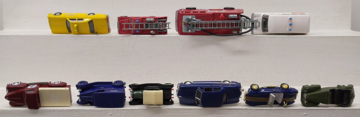 Dinky Toys, ERTL & Solido Die-Cast Vehicles [10] VG