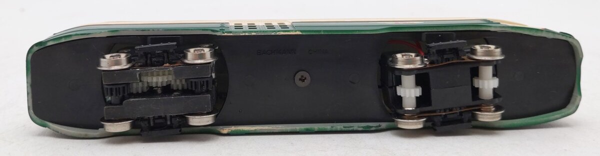 Bachmann 62945 HO Scale Philadelphia Streamline Trolley LN/Box