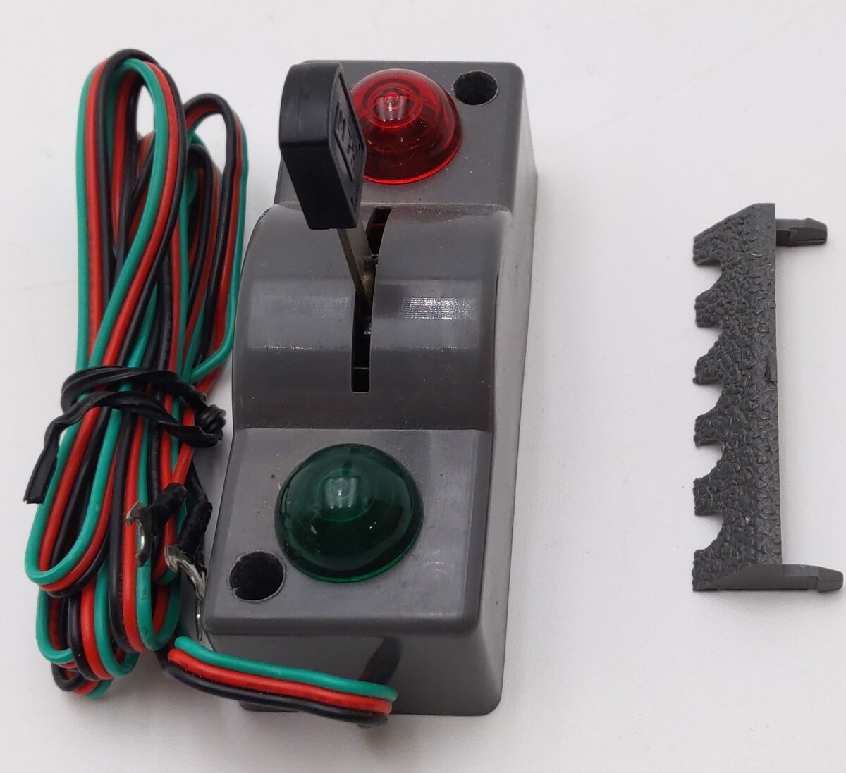 MTH 40-1004 O 31 RealTrax Nickel Silver Right Hand Remote Switch Turnout EX/Box