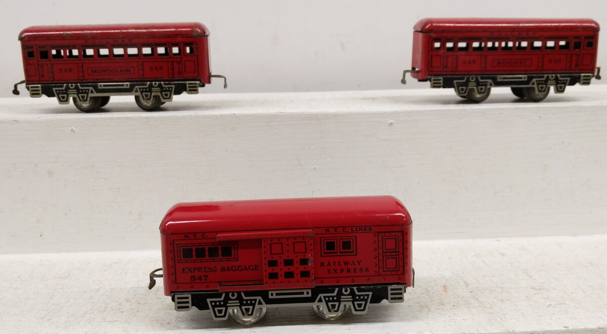 Marx  Vintage O Passenger Cars : 547, 246, 245 [3] VG