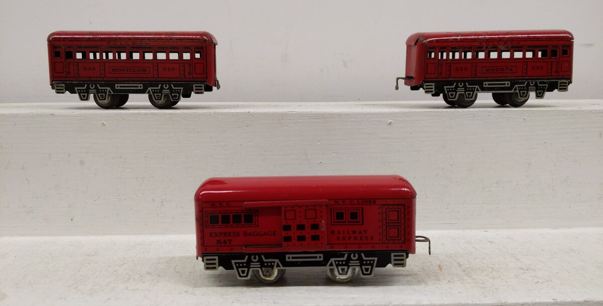 Marx  Vintage O Passenger Cars : 547, 246, 245 [3] VG