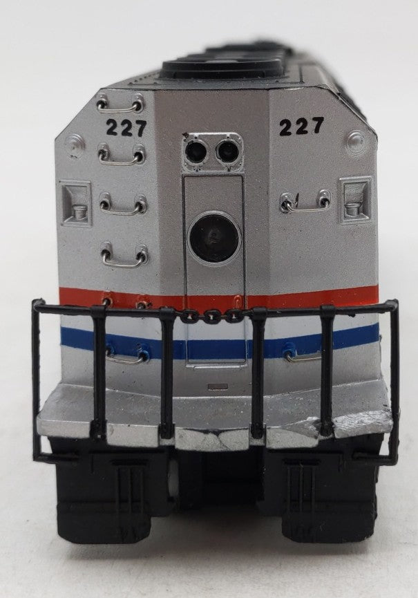 Bachmann 87017 HO Amtrak EMD F40PH Diesel Locomotive #227 EX