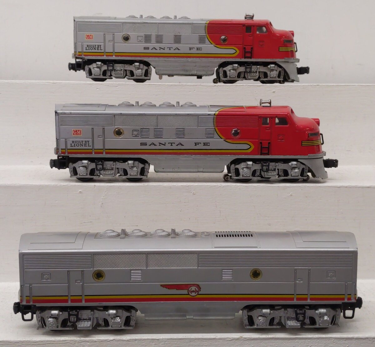 Lionel 2353 Vintage O Santa Fe F-3 ABA Diesel Locomotive Set EX